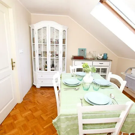 Apartman U Mluvicich Kamenu Stare Krecany Exterior foto
